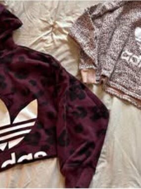 Adidas women’s crop sweatshirts/hoodie lot size medium and large